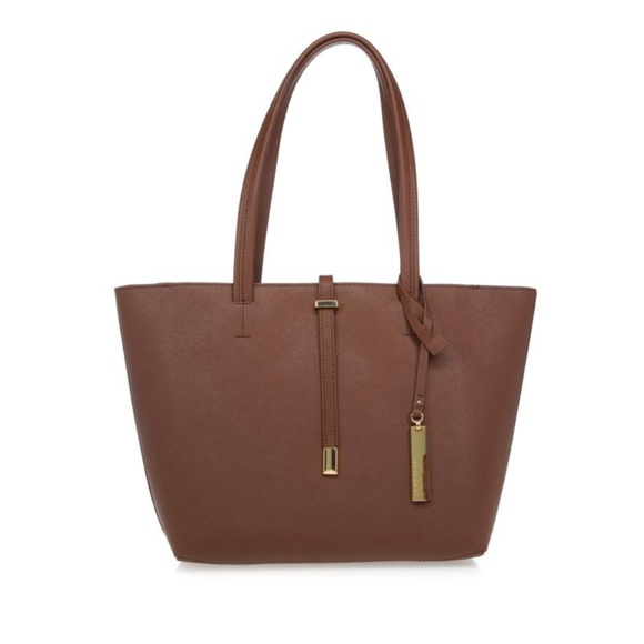 Vince Camuto Handbags - NWT Vince Camuto Leila Leather Tote